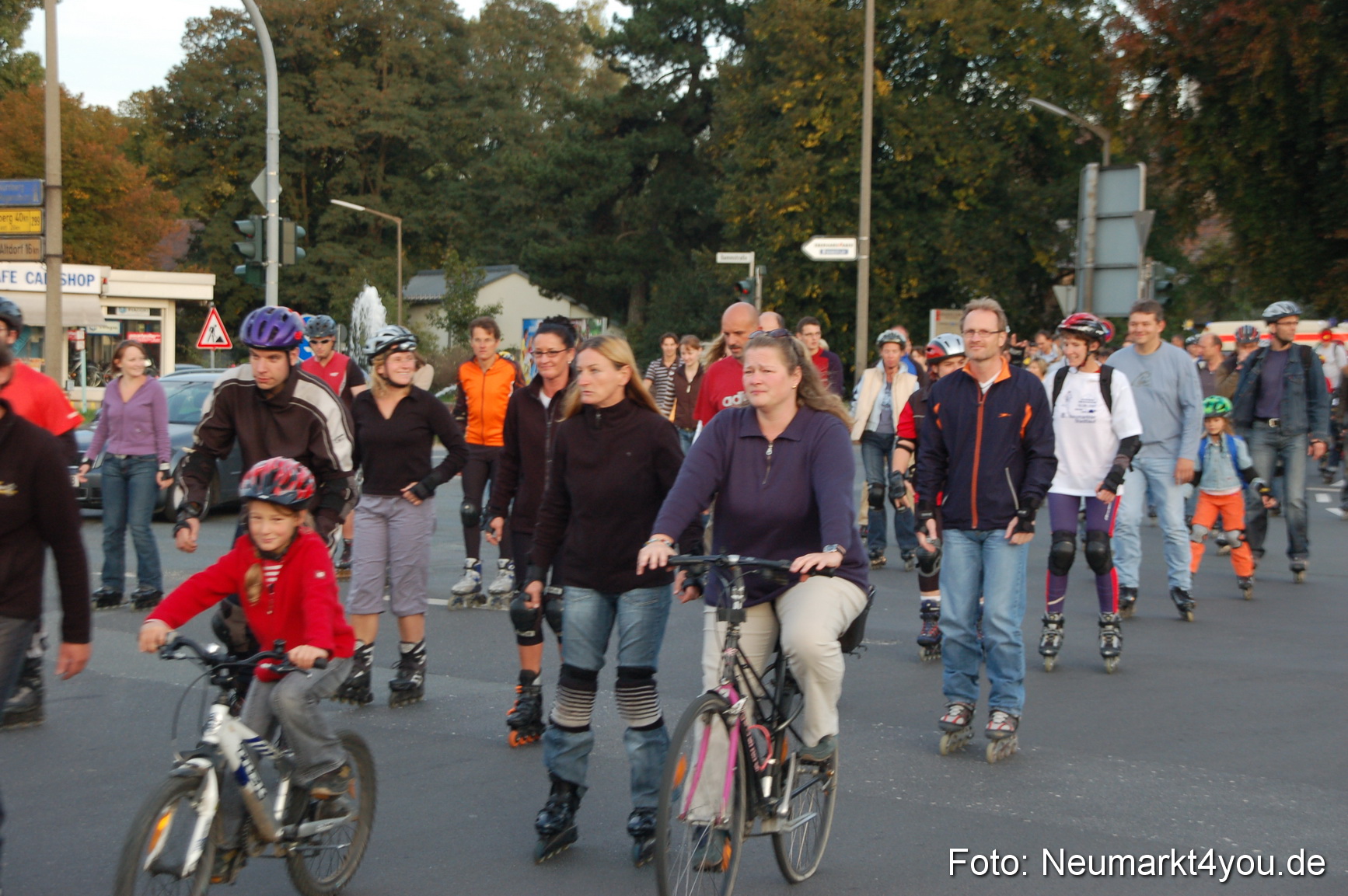 0016 Glossner Blade Night 150906